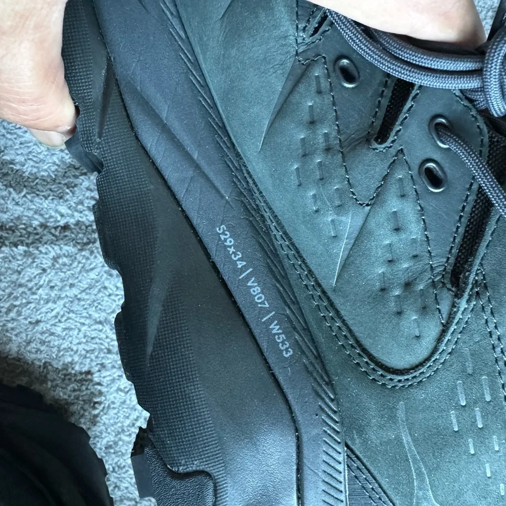 Hoka One One Kaha 2 High Gore-Tex Black - 1123155-BBLC Sz 10 NWT - Picture 11 of 11